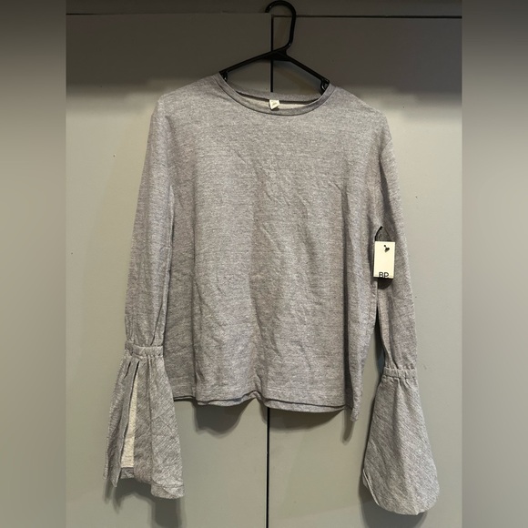 ❤️bp - Gray Ruffled Bell Sleeve Top (XS) - Picture 1 of 10